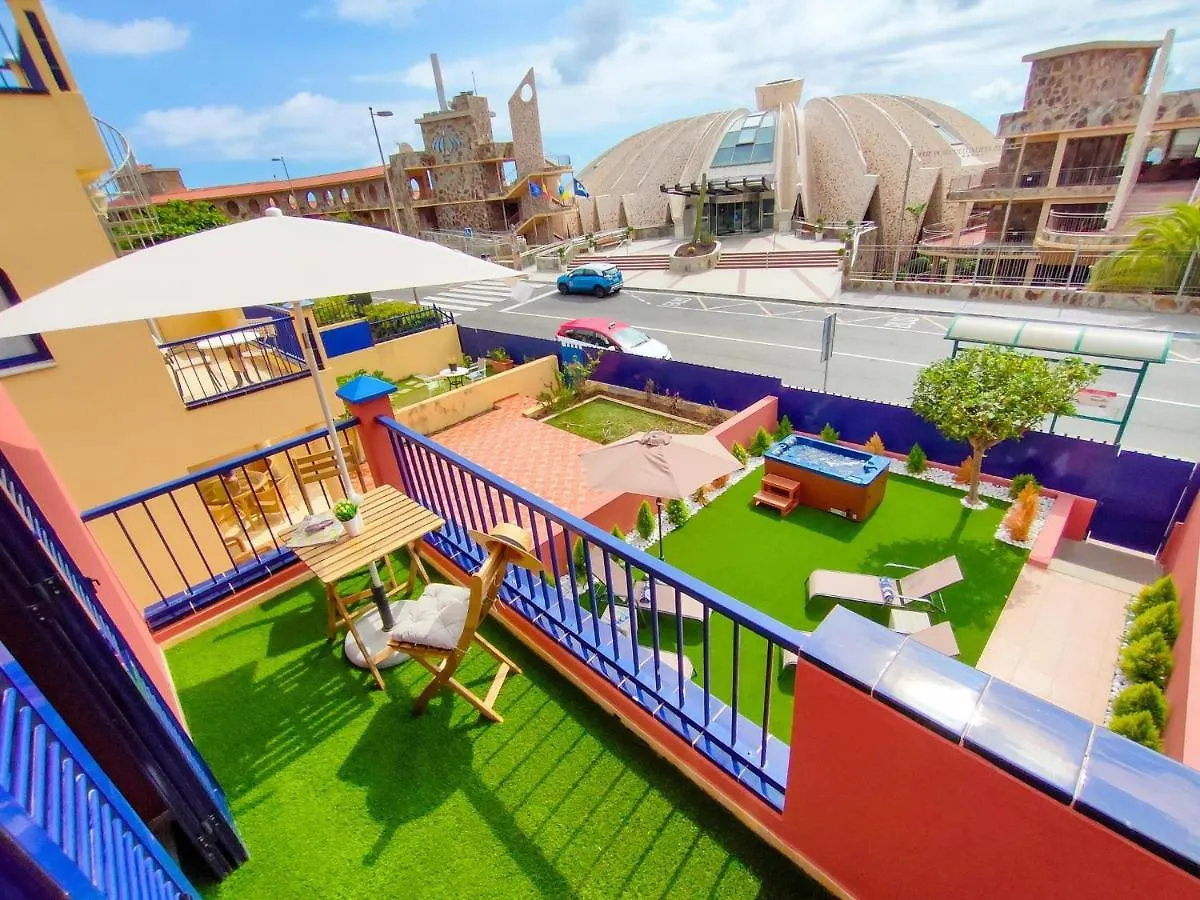 בית נופש הוילה פלאייה דל אינגלז Lemon Terraced House